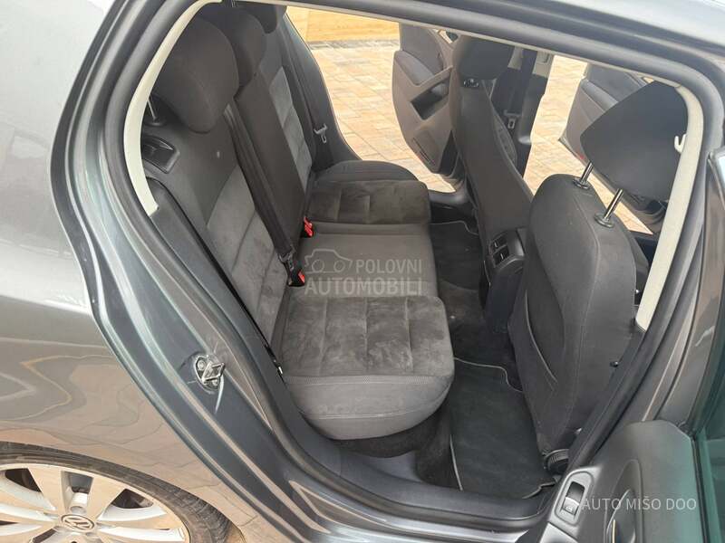 Volkswagen Golf 6 1,6tdi DSG Highline