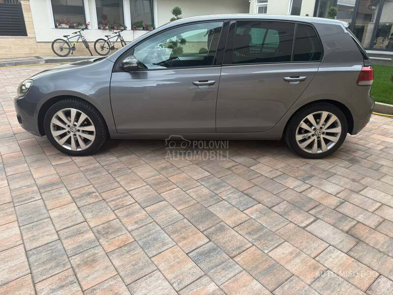 Volkswagen Golf 6 1,6tdi DSG Highline