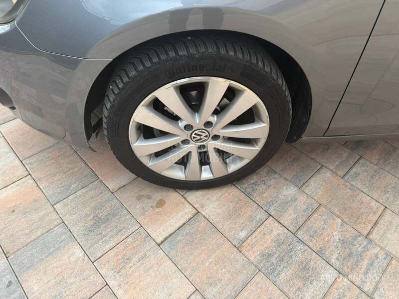 Volkswagen Golf 6 1,6tdi DSG Highline