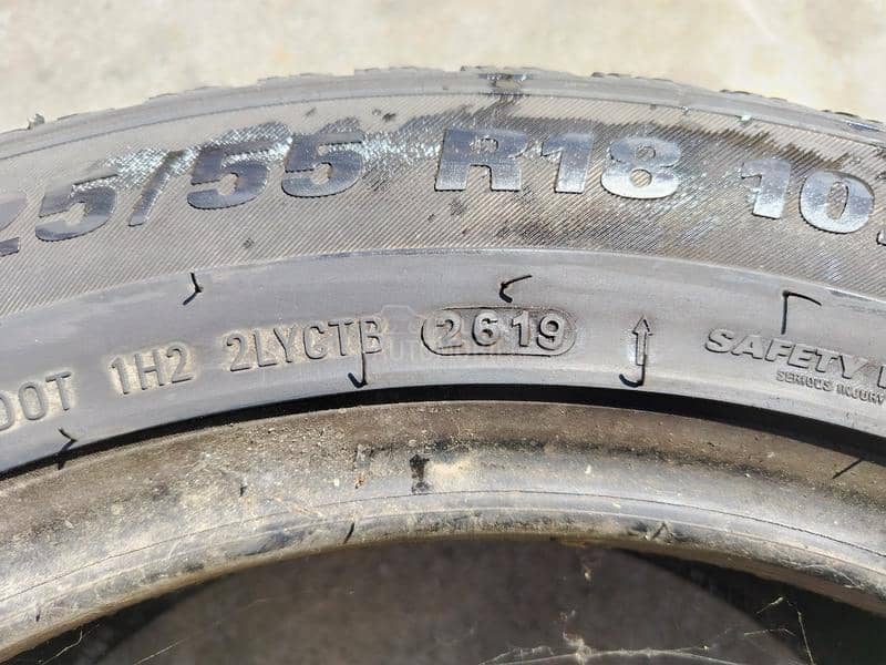 Kumho 225/55 R18 Zimska