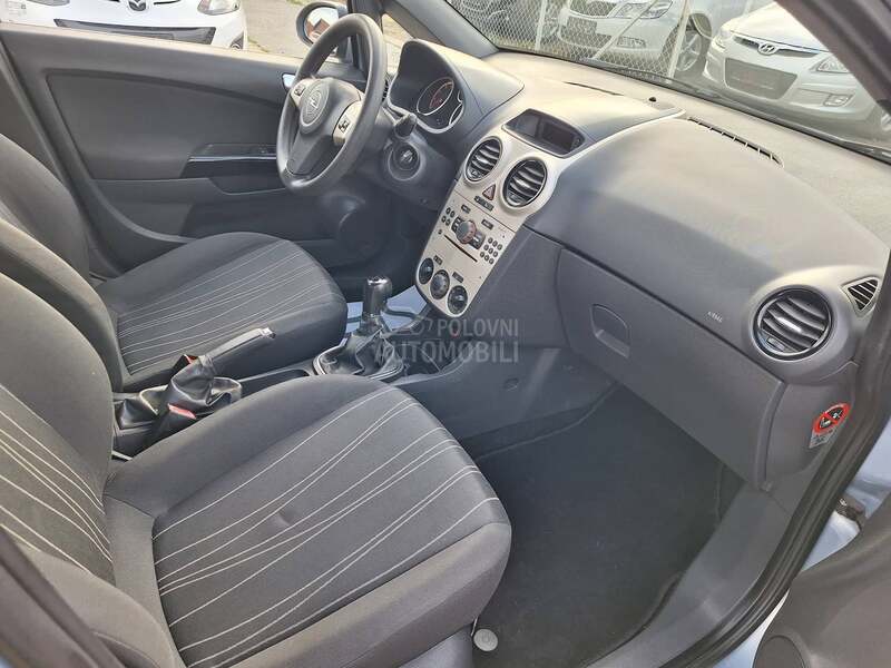 Opel Corsa D 