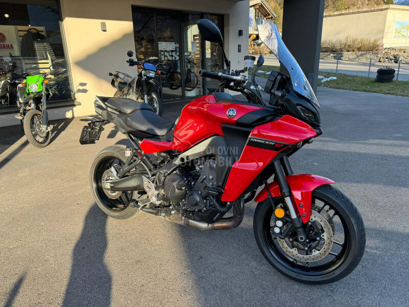 Yamaha Traser 900