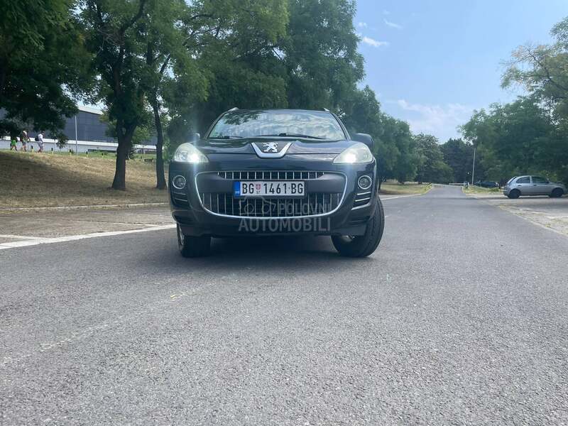 Peugeot 4007 