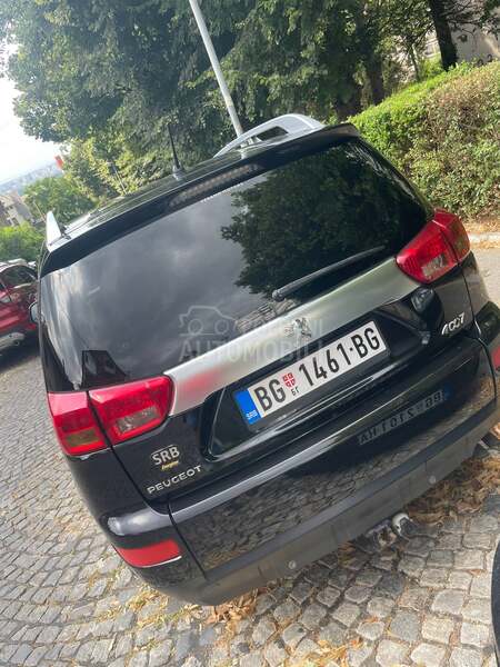 Peugeot 4007 
