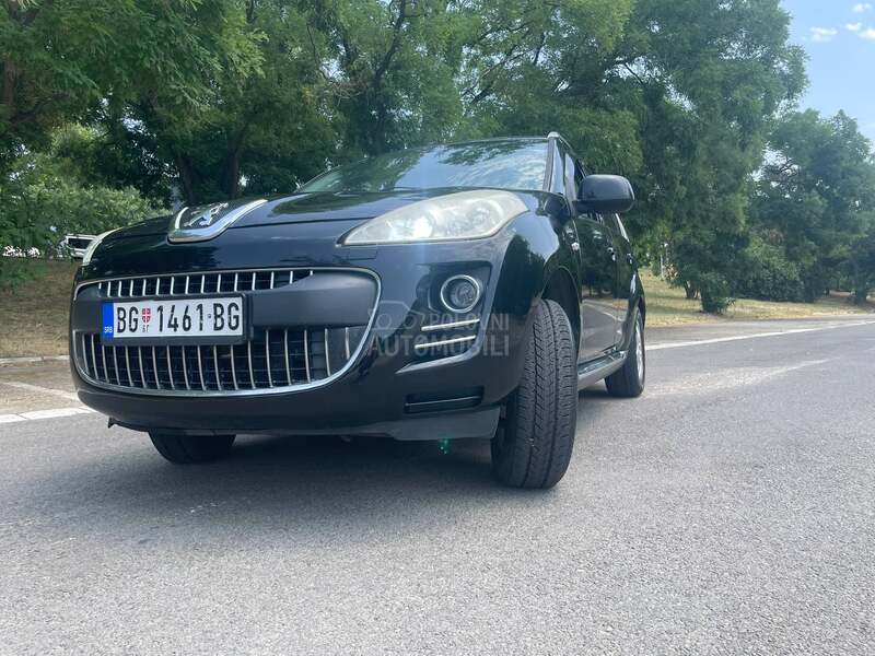 Peugeot 4007 