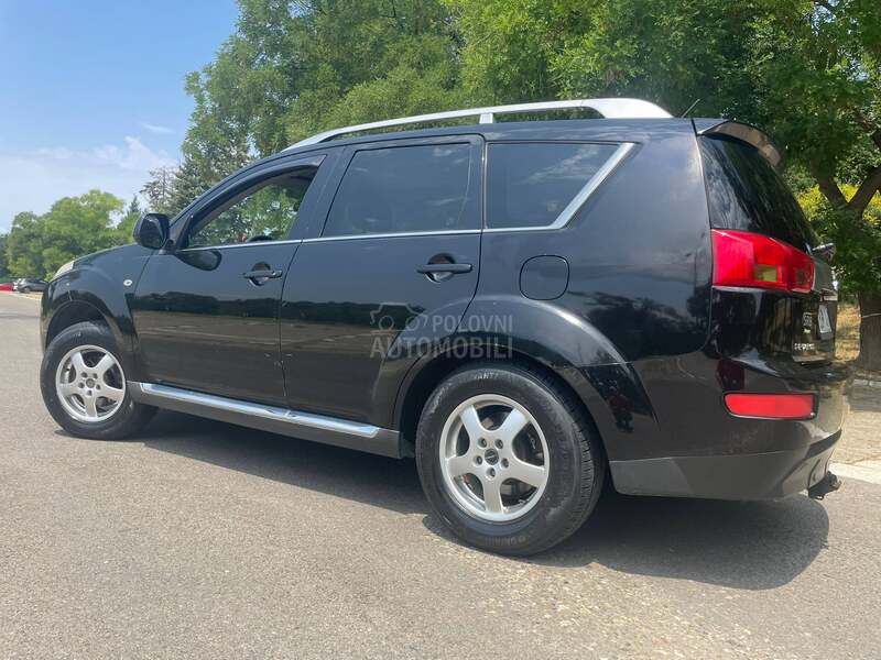 Peugeot 4007 