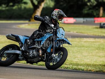 Suzuki DR-Z4SM SAJAM