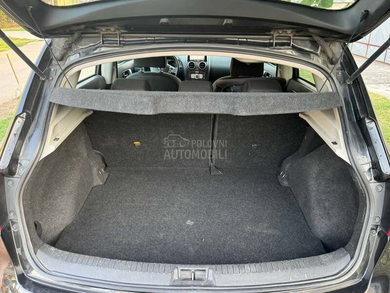Nissan Qashqai 2.0  FUL.L