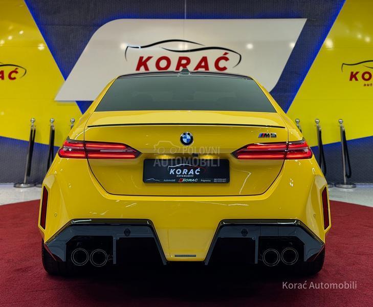 BMW M5 KERAMIKA/KARBON
