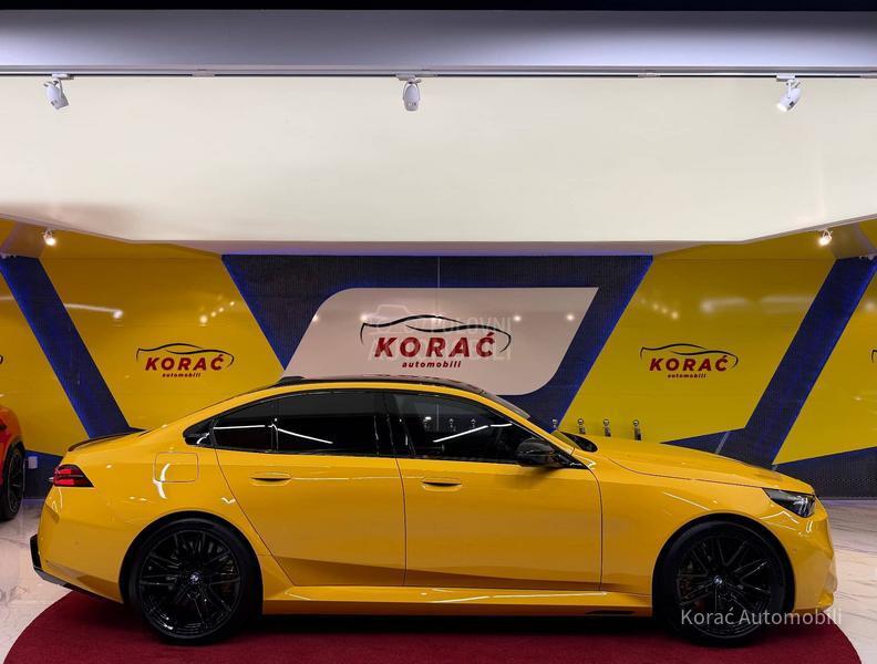 BMW M5 KERAMIKA/KARBON