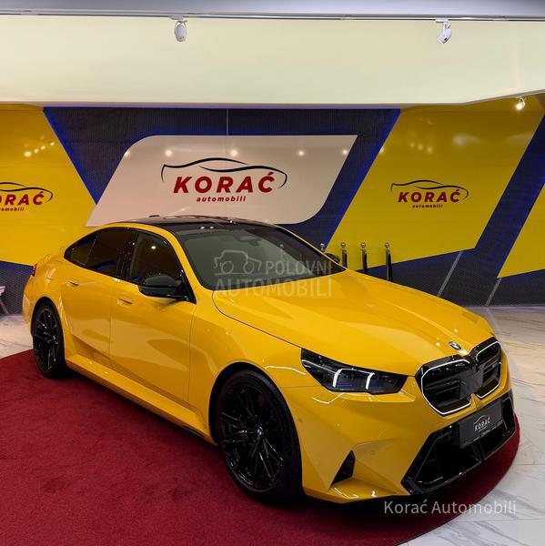BMW M5 KERAMIKA/KARBON