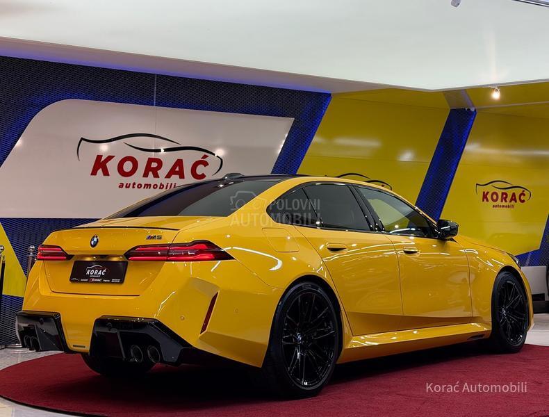 BMW M5 KERAMIKA/KARBON