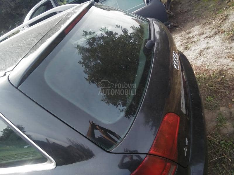 Gepek vrata A4 B7 karavan