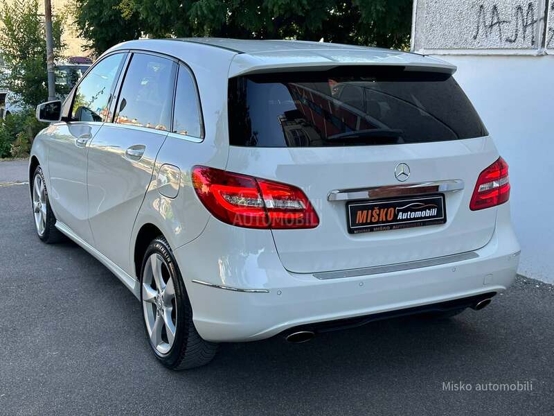 Mercedes Benz B 180 CDI Led Xenon Nav