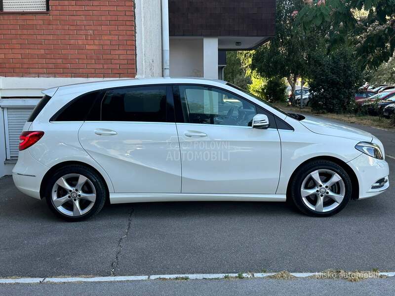 Mercedes Benz B 180 CDI Led Xenon Nav