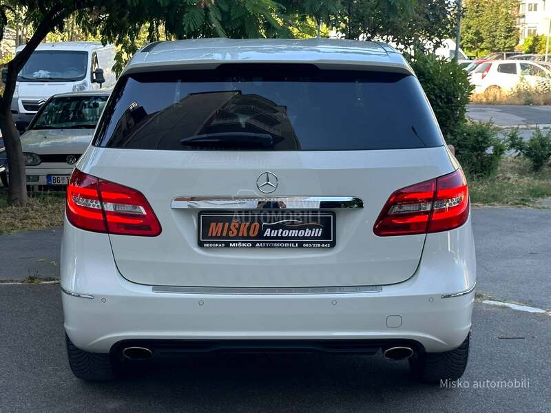 Mercedes Benz B 180 CDI Led Xenon Nav