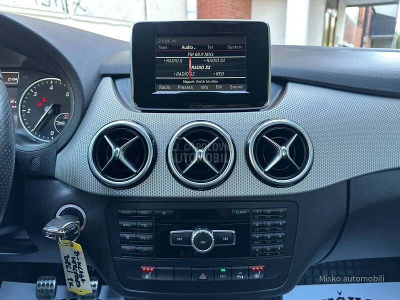 Mercedes Benz B 180 CDI Led Xenon Nav