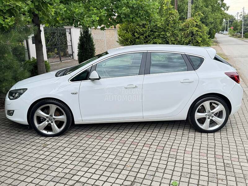 Opel Astra J SPORT/ANDROID/XENON