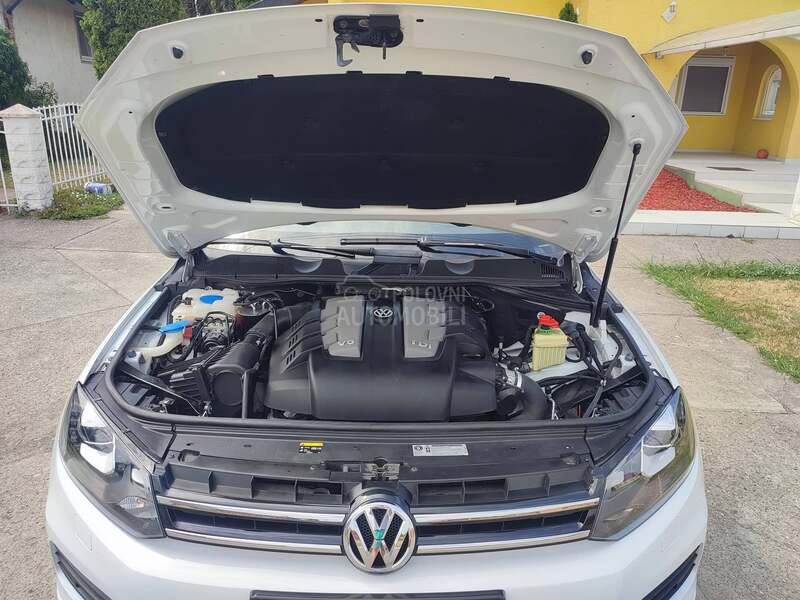Volkswagen Touareg R-line