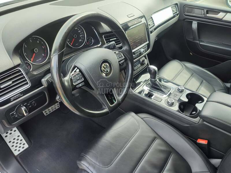 Volkswagen Touareg R-line