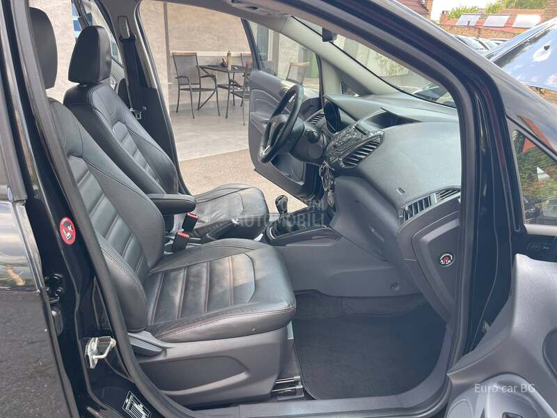 Ford EcoSport T I T A N I U M