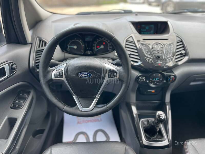 Ford EcoSport T I T A N I U M