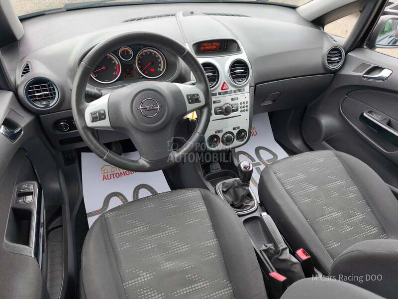 Opel Corsa D 1.4 ENJOY