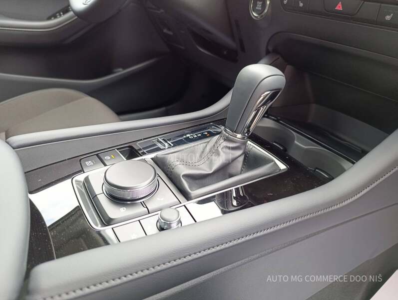 Mazda 3 AT G140 C LINE DESI