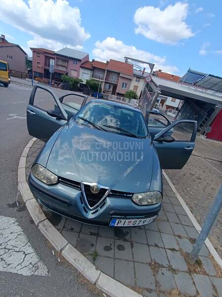 Alfa Romeo 156 