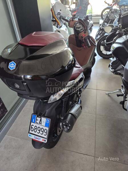 Piaggio Beverly 350i.e