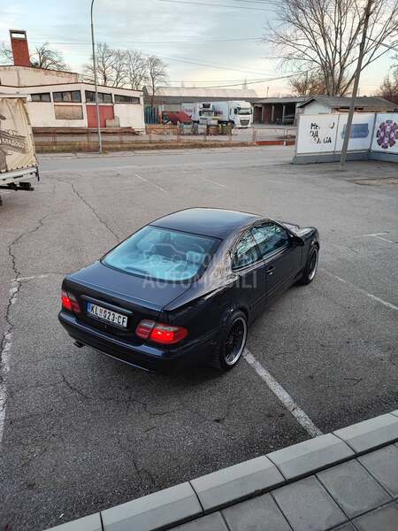 Mercedes Benz CLK 200 AVANTGARDE