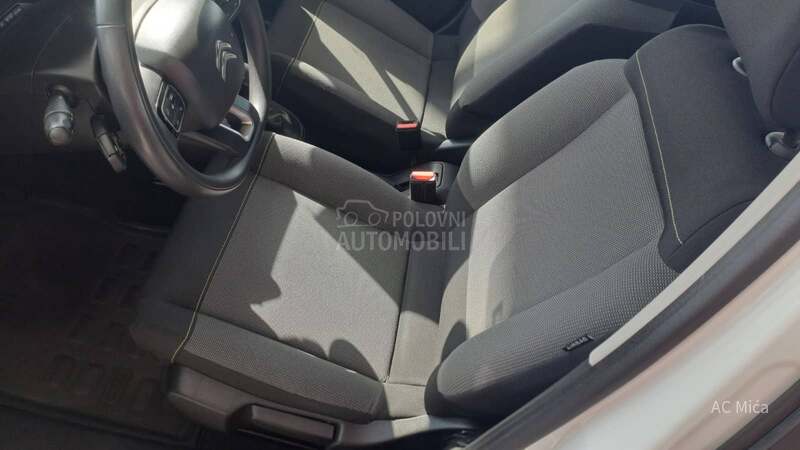 Citroen C3 1.2 PURE NAV LED USB