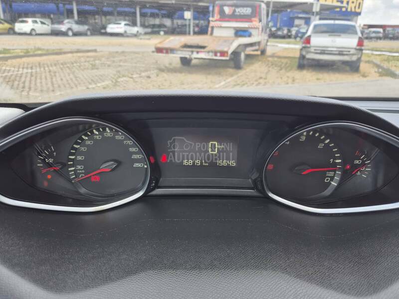 Peugeot 308 1.6 blu ehdi