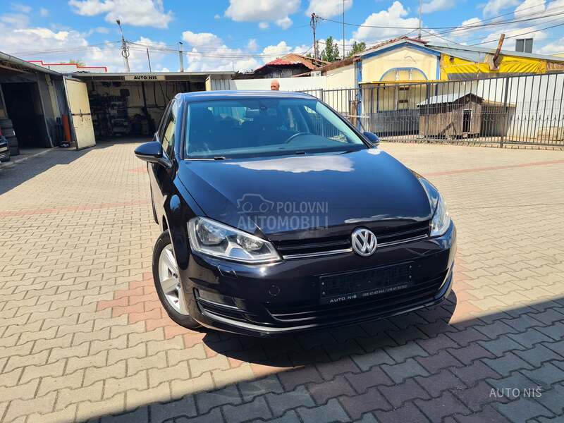 Volkswagen Golf 7 1.6 TDI HIGHLINE