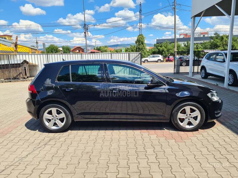 Volkswagen Golf 7 1.6 TDI HIGHLINE