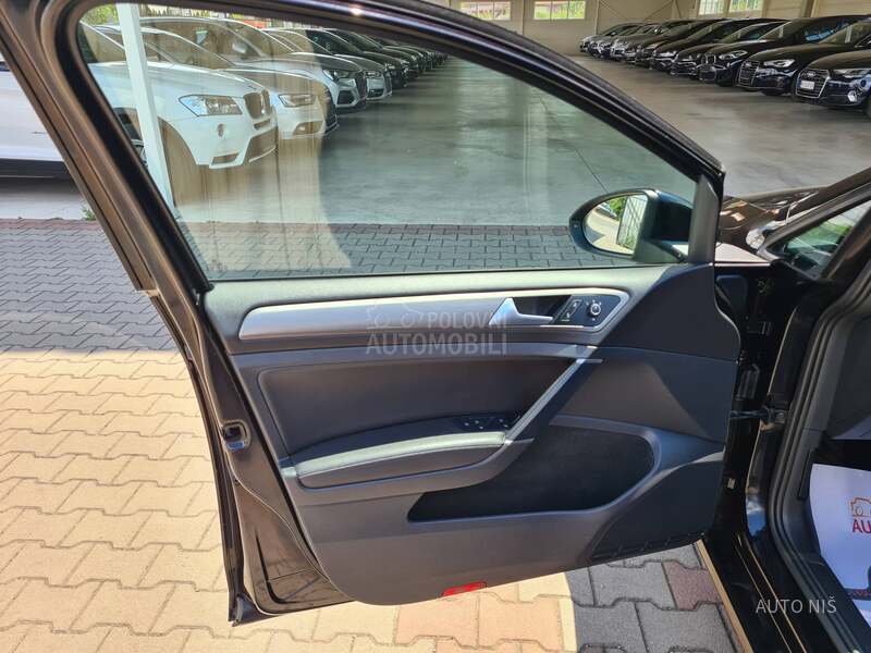 Volkswagen Golf 7 1.6 TDI HIGHLINE