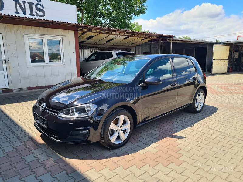 Volkswagen Golf 7 1.6 TDI HIGHLINE