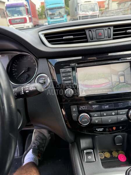 Nissan Qashqai 1.6