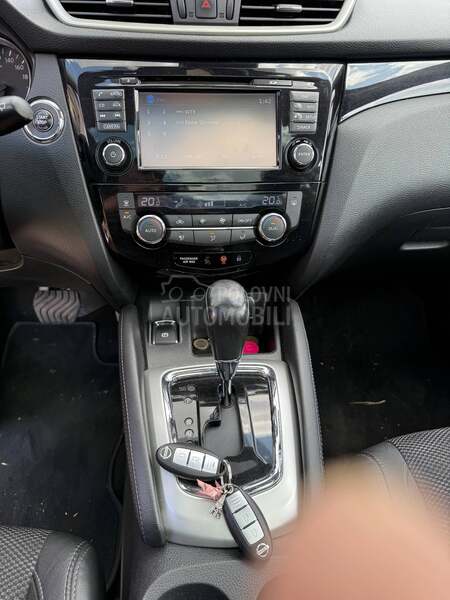 Nissan Qashqai 1.6