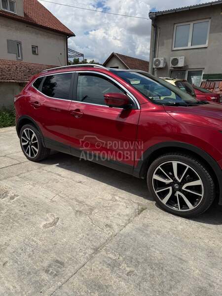 Nissan Qashqai 1.6