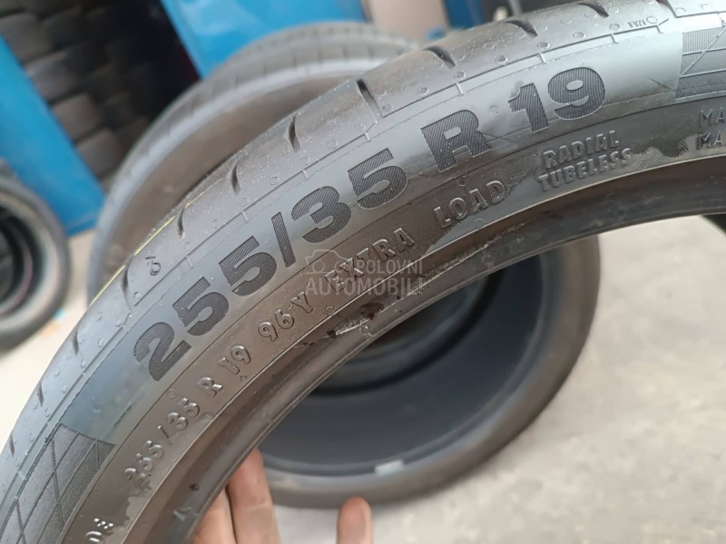 Continental 255/35 R19 Letnja
