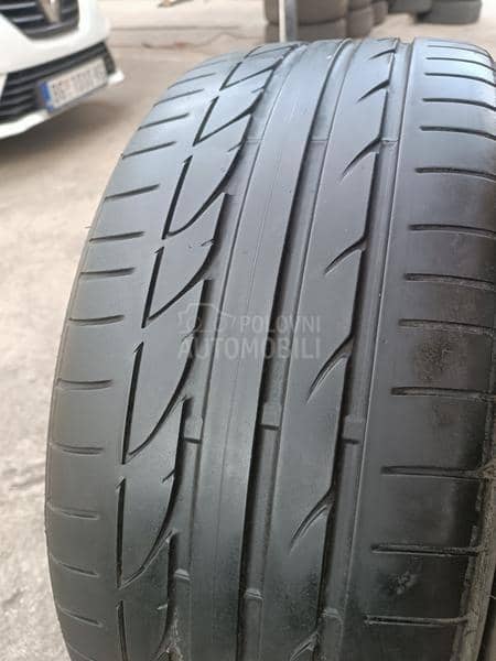 Bridgestone 235/40 R19 Letnja