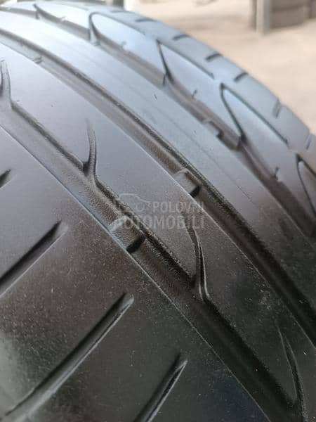 Bridgestone 235/40 R19 Letnja