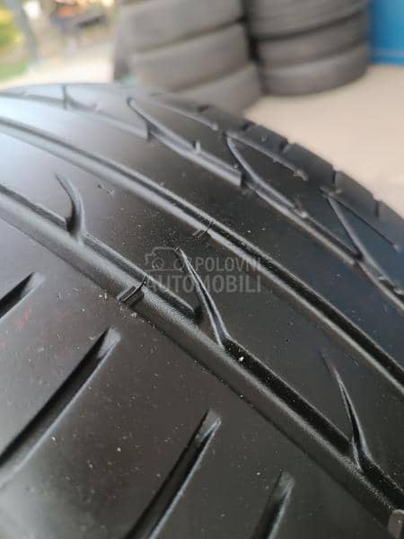 Bridgestone 235/40 R19 Letnja