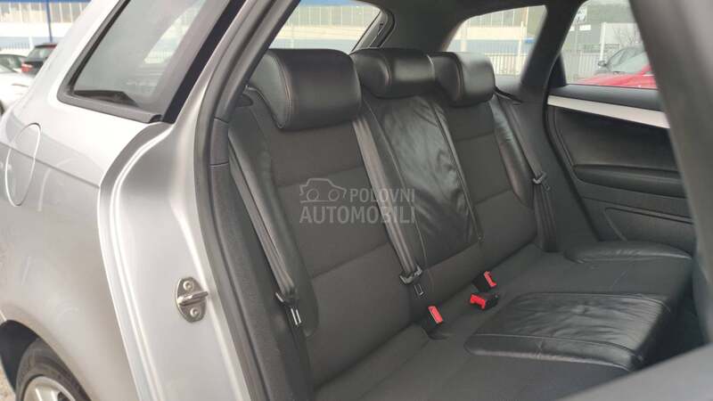 Audi A3 1.9 TDI  //S LINE//
