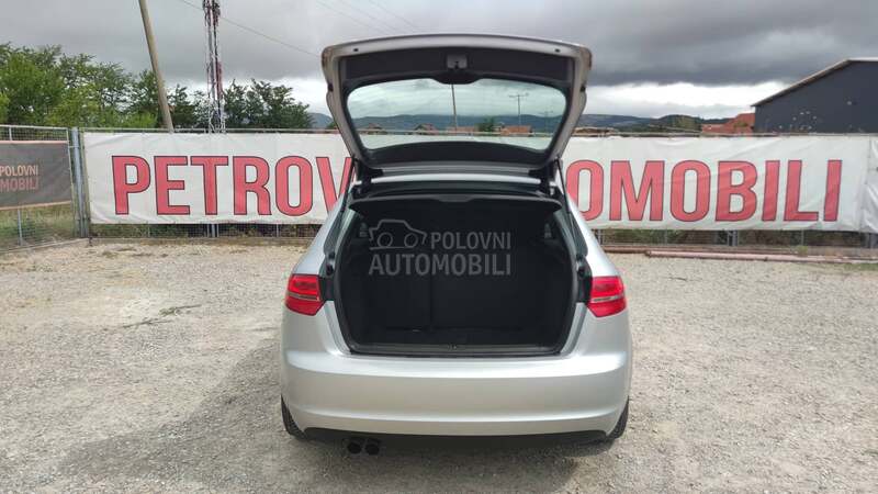 Audi A3 1.9 TDI  //S LINE//