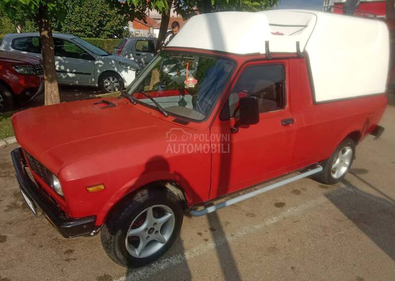 Zastava Poly 
