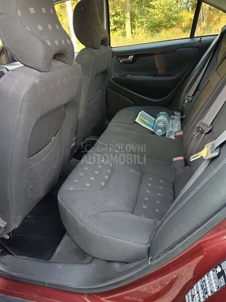 Volvo S60 2.4 D5