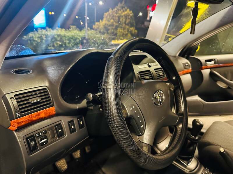 Toyota Avensis 2.0 D4D