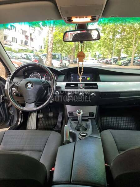 BMW 520 E60  2.0